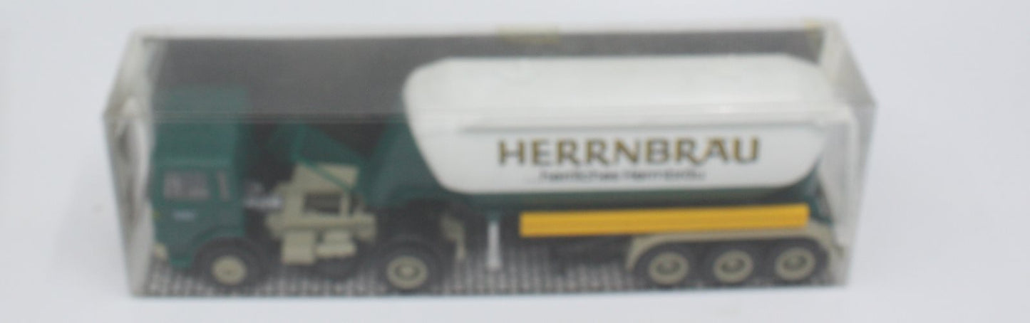 Albedo c90130 HO Truck Herrnbrau … Herrliches Herrnbau