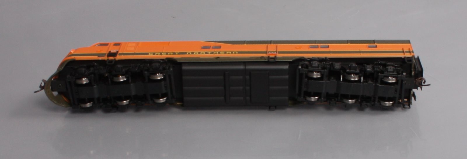 Broadway Limited 608 HO Great Northern Paragon Series Diesel EMD E7A #512