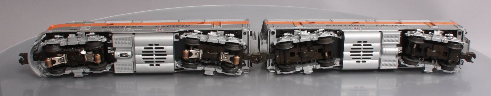 Lionel 6-38707 Western Pacific F3 AB Diesel Locomotive Set #803-A/803-B
