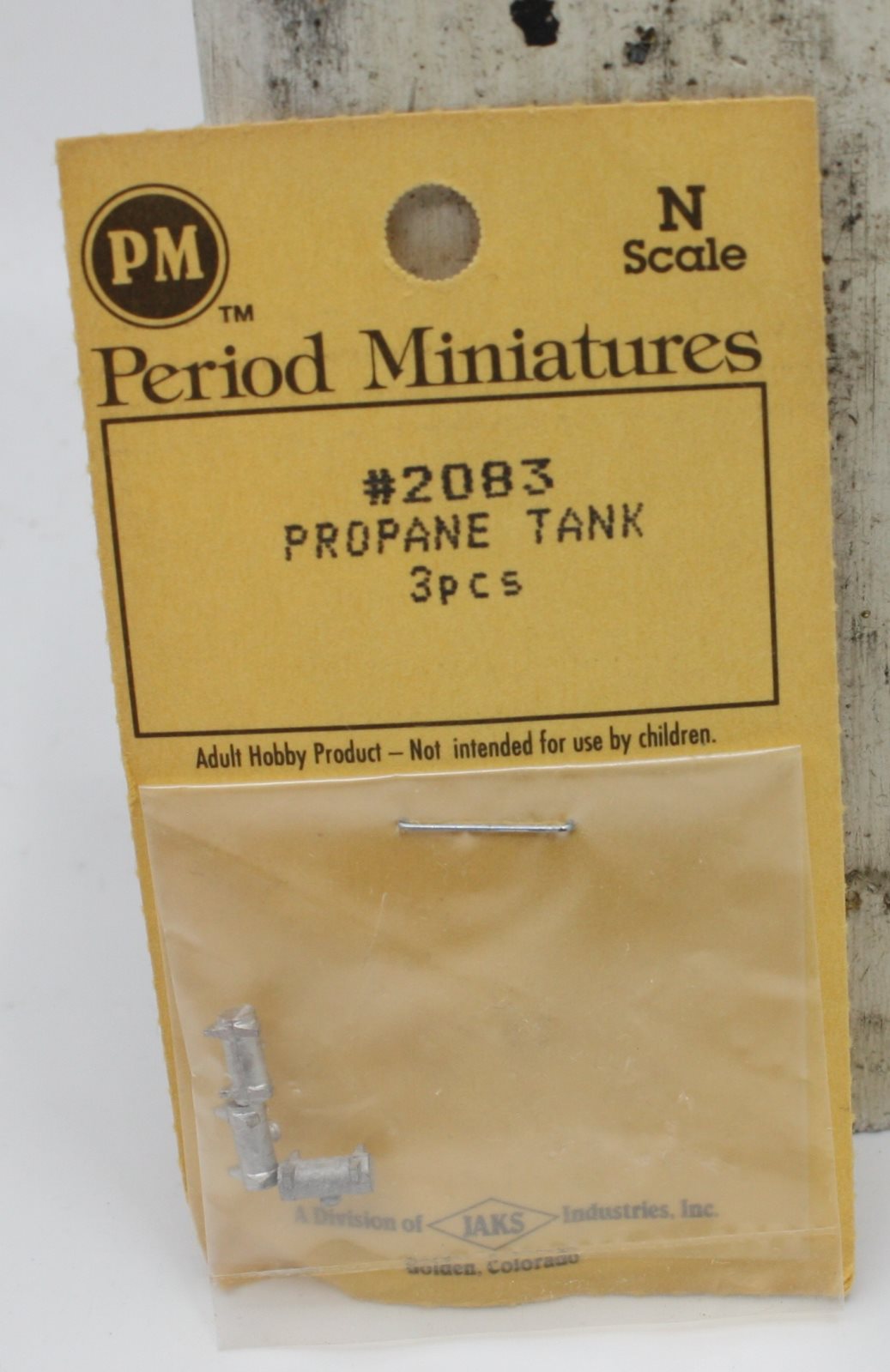 Period Miniatures 2083 N Scale Propane Tank (Pack of 3)