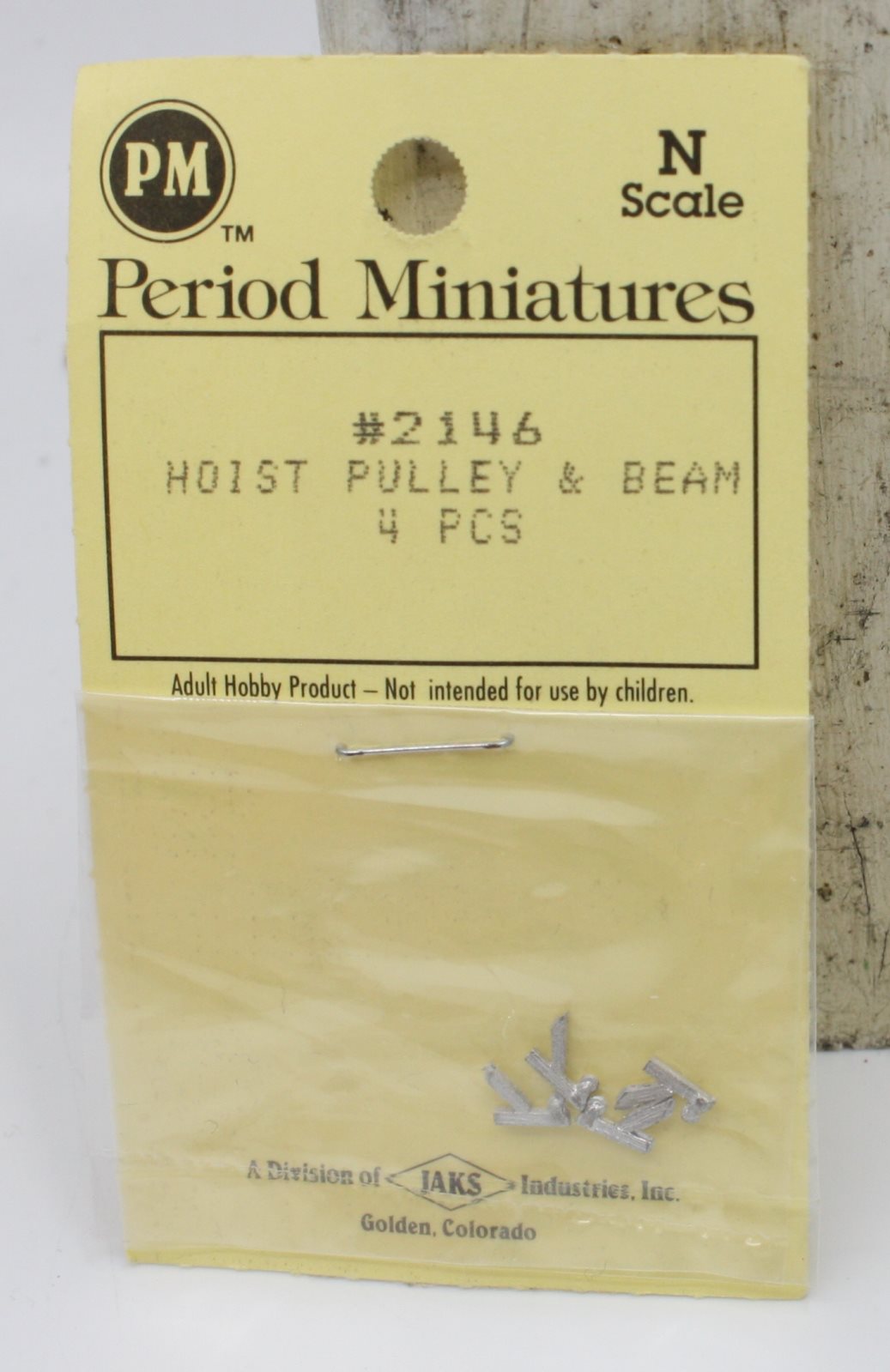Period Miniatures 2146 N Scale Hoist Pulley and Beam (Pack of 4)