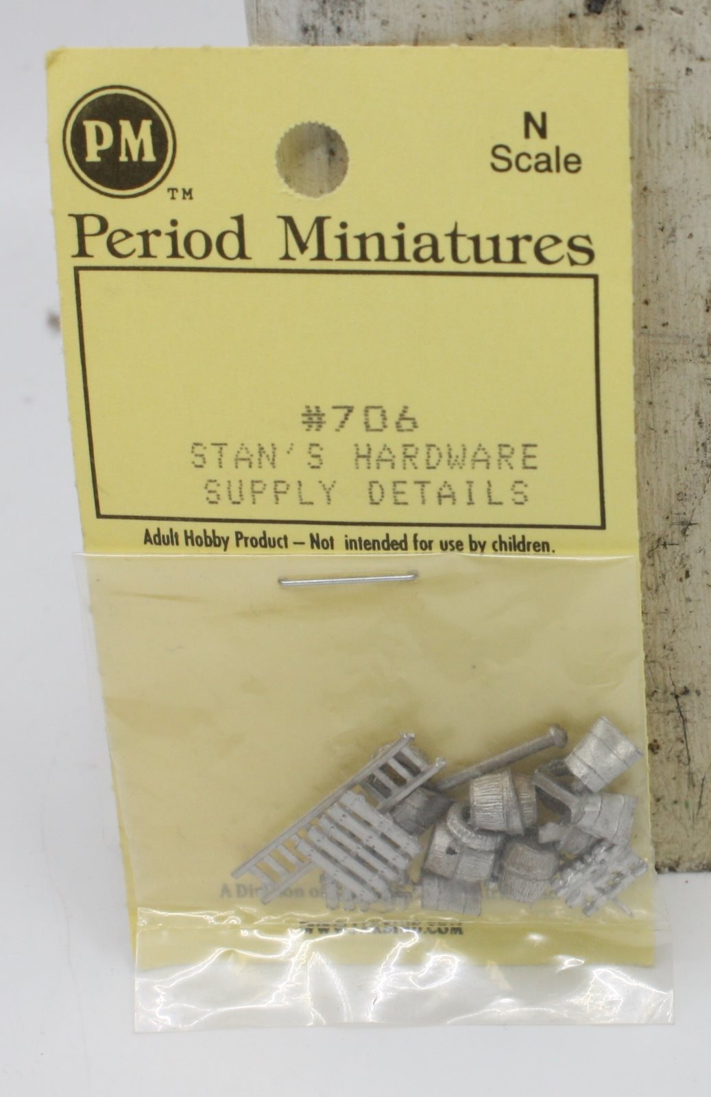Period Miniatures 706 N Scale Stan's Hardware Supply Detail
