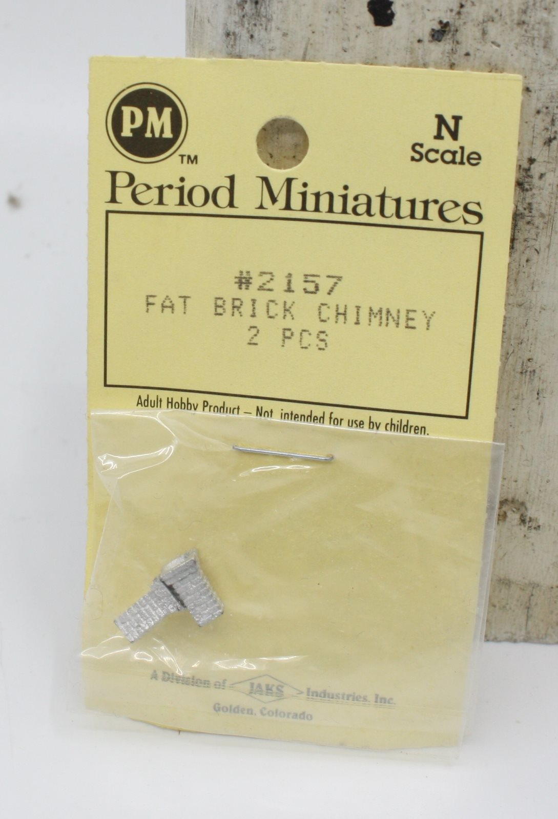 Period Miniatures 2157 N Scale Fat Brick Chimney