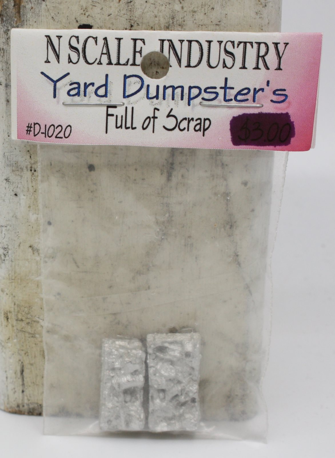 Model Tech Studios D-1020 N Scale Yard Dumpster's Full of Scrap