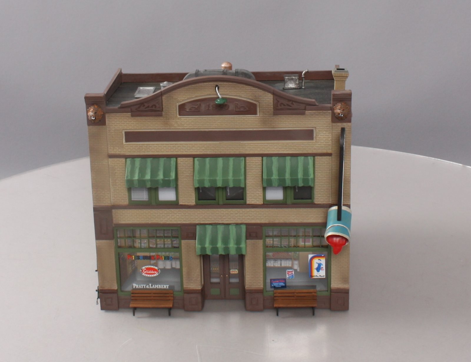 Woodland Scenics BR5853 O Scale Built-&-Ready Dugan's Paint Store Building