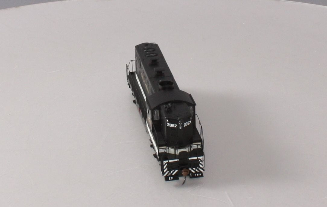 Athearn G62937 HO Southern GP7 Diesel Locomotive w/DCC & Sound #2067