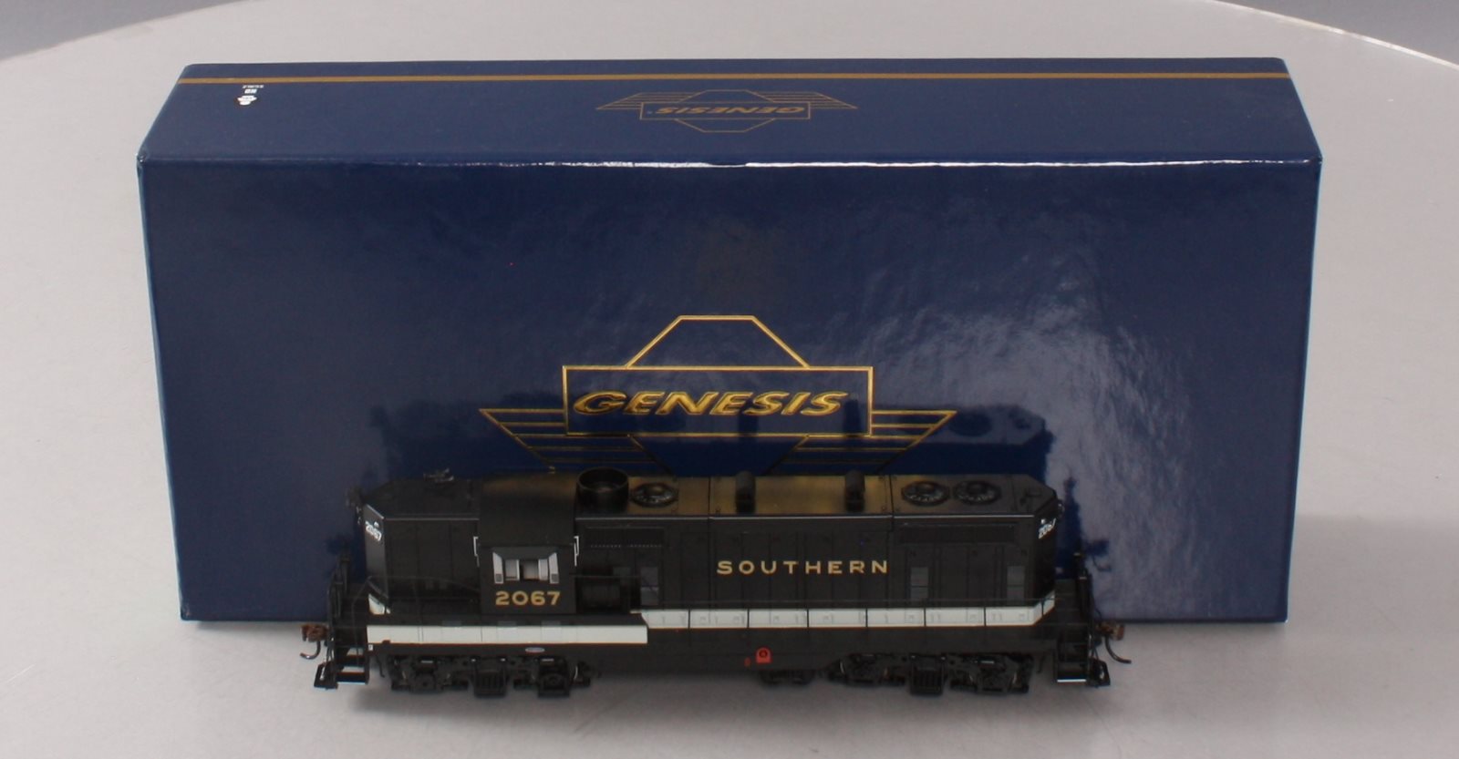 Athearn G62937 HO Southern GP7 Diesel Locomotive w/DCC & Sound #2067