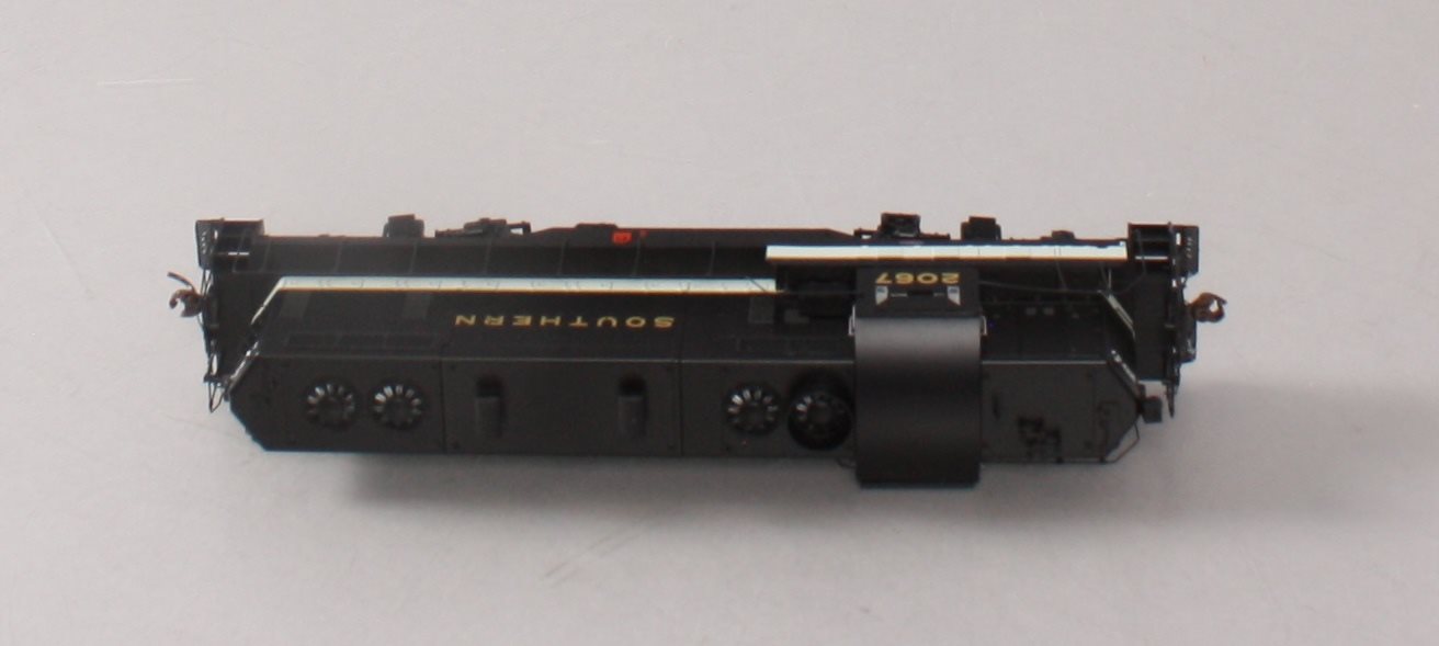 Athearn G62937 HO Southern GP7 Diesel Locomotive w/DCC & Sound #2067