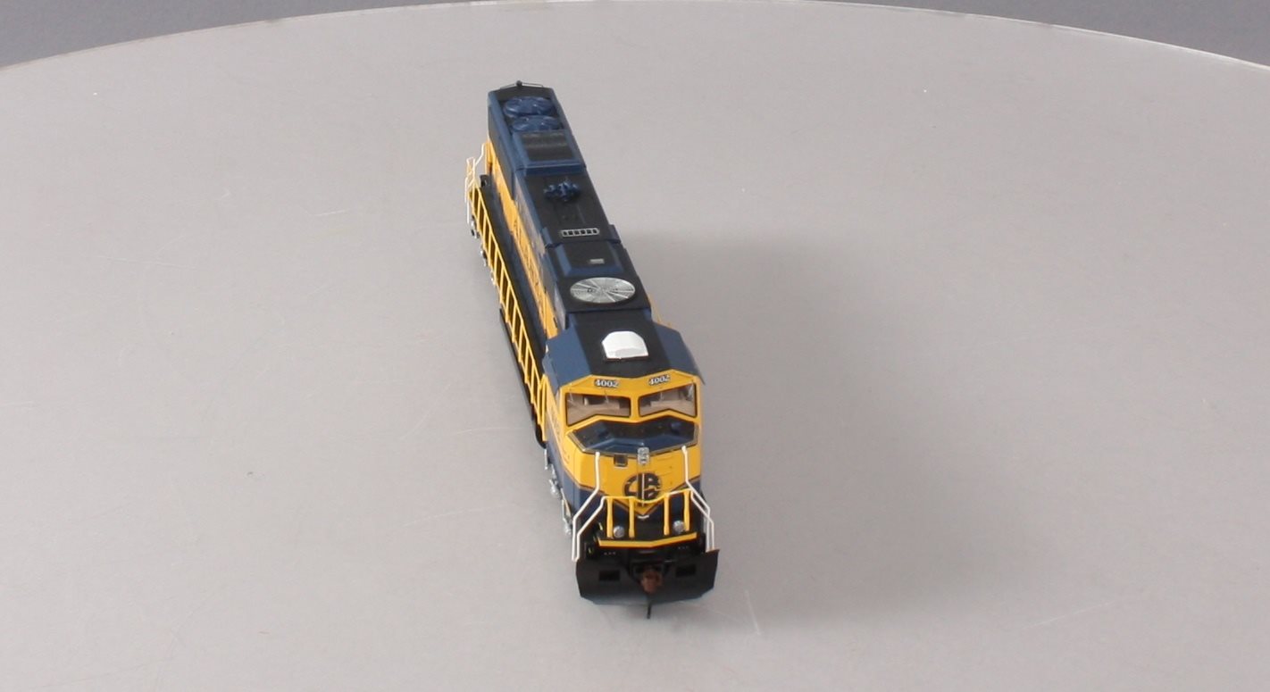 Athearn G64762 HO Scale Alaska SD70MAC Diesel Locomotive w/DCC & Sound