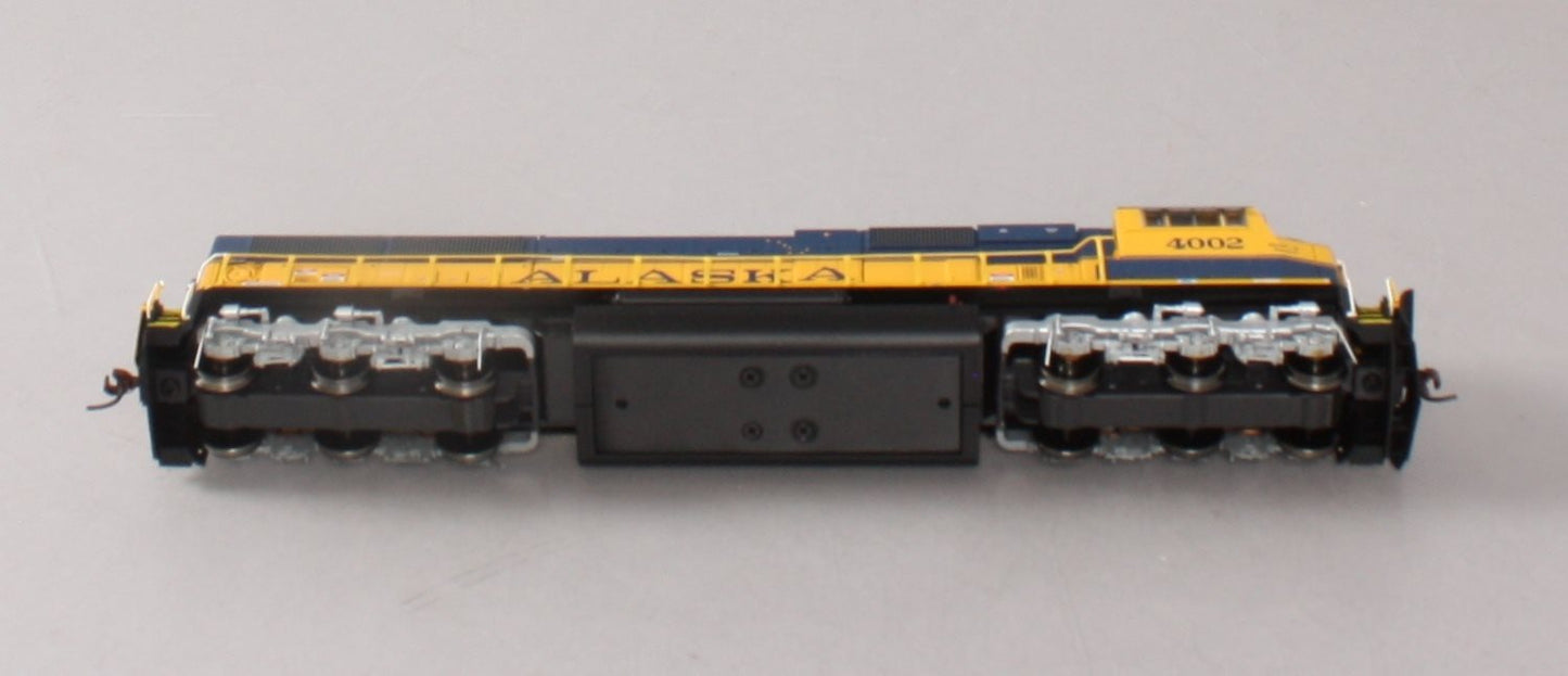 Athearn G64762 HO Scale Alaska SD70MAC Diesel Locomotive w/DCC & Sound