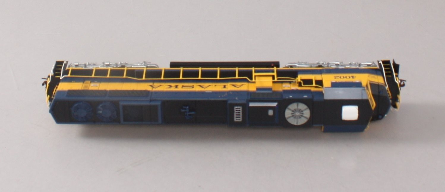 Athearn G64762 HO Scale Alaska SD70MAC Diesel Locomotive w/DCC & Sound