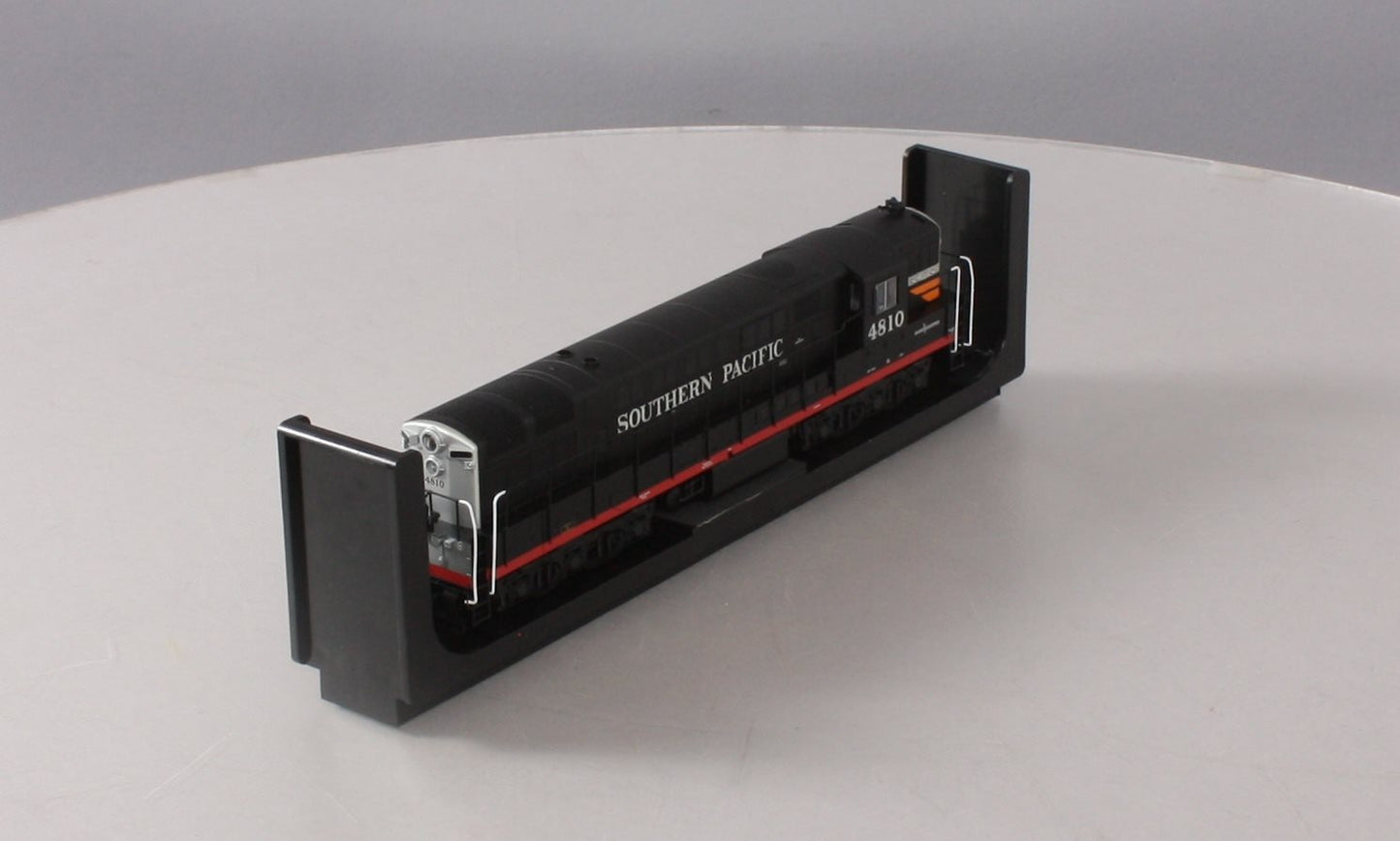 Atlas 10002238 HO TRAIN MASTER Southern Pacific Diesel Engine #4810 w/DCC