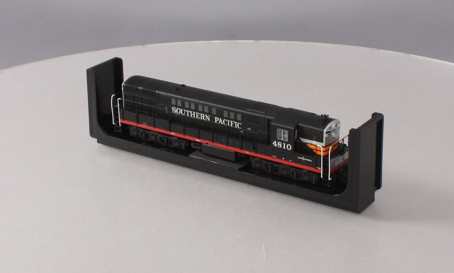 Atlas 10002238 HO TRAIN MASTER Southern Pacific Diesel Engine #4810 w/DCC