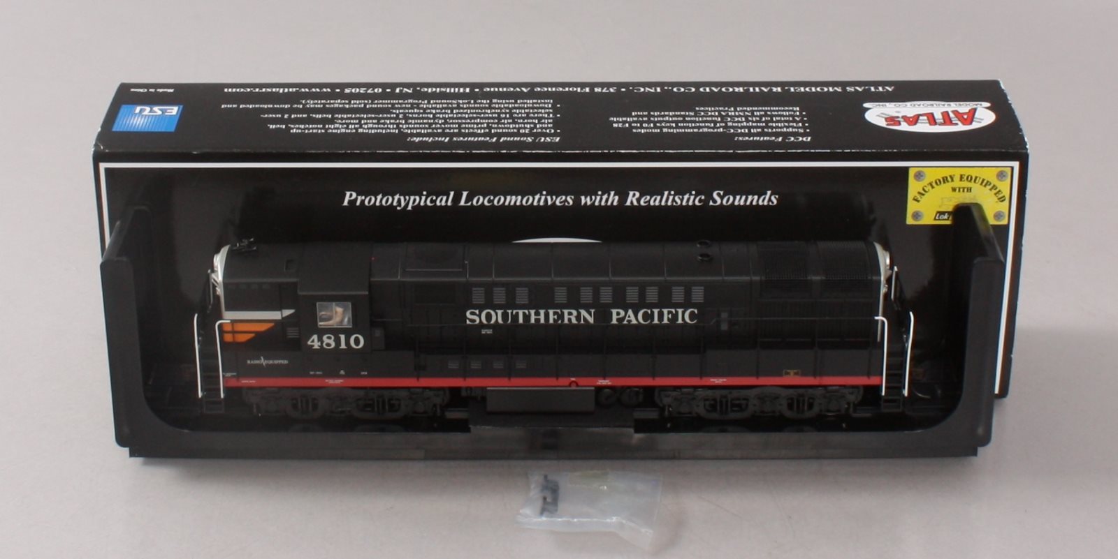 Atlas 10002238 HO TRAIN MASTER Southern Pacific Diesel Engine #4810 w/DCC