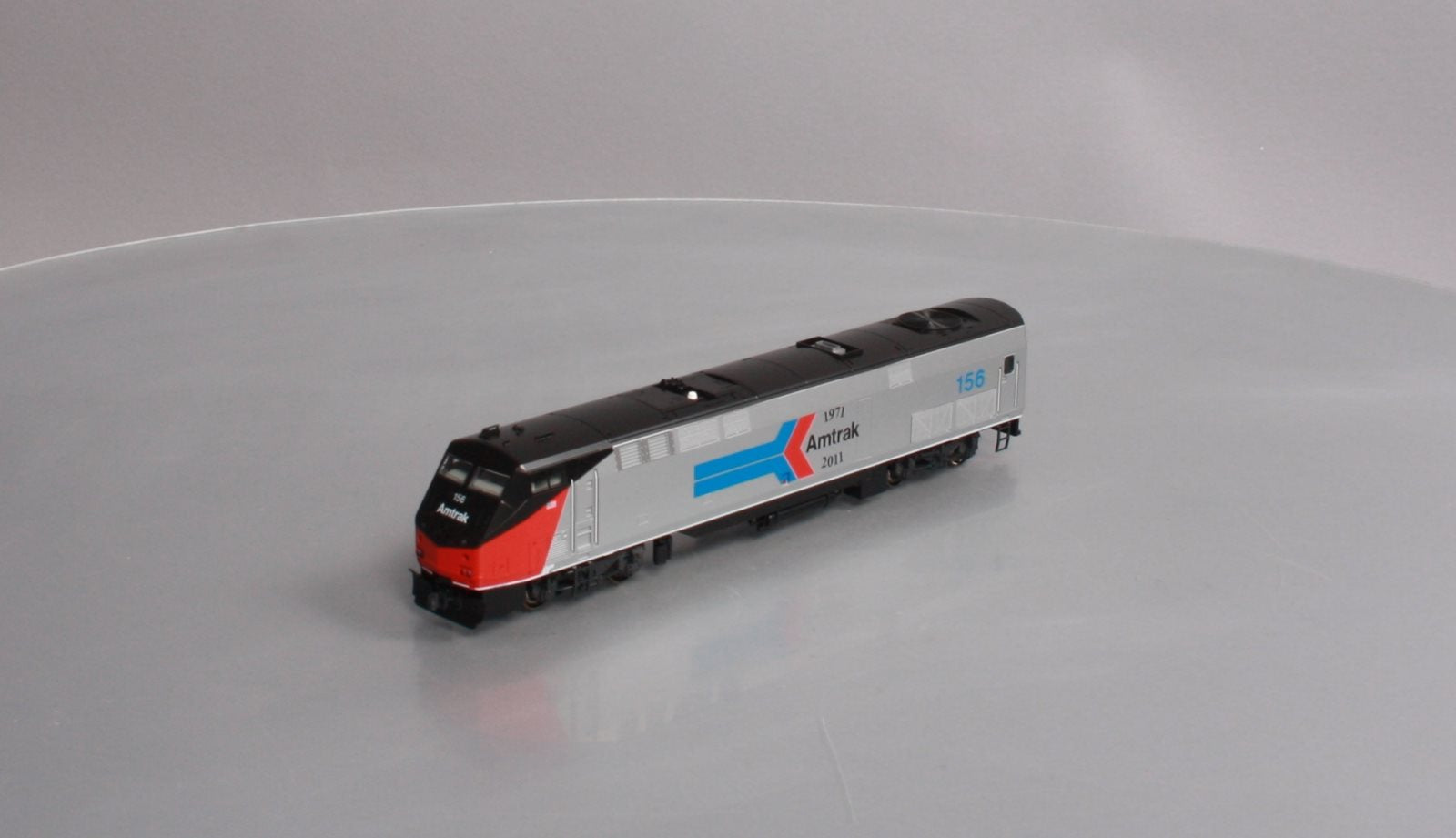 Kato 37-6104-LS HO Kobo Special Amtrak P42 Phase 1 Diesel Locomotive #156 w/DCC
