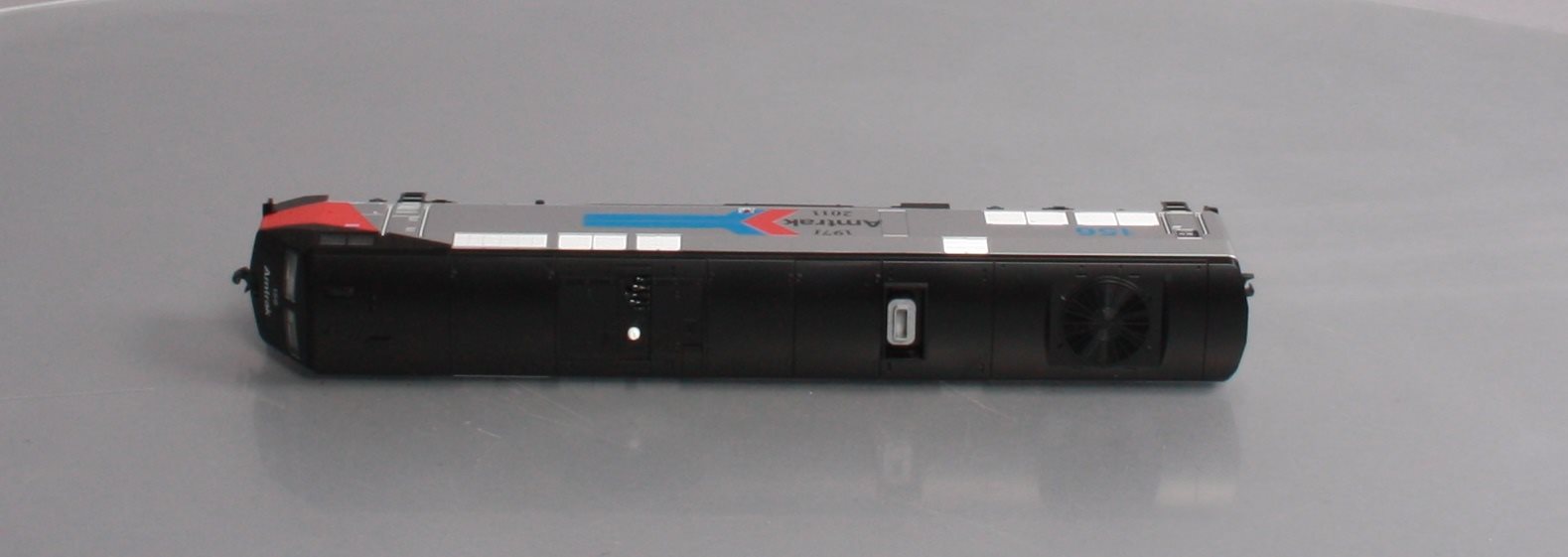 Kato 37-6104-LS HO Kobo Special Amtrak P42 Phase 1 Diesel Locomotive #156 w/DCC