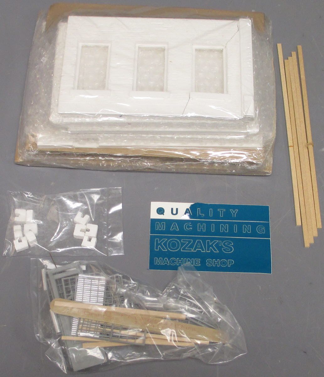 Downtown Deco DD13 O Scale Kozak's Machine Shop Building Limited Edition Kit