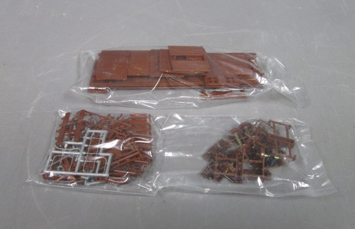 San Juan Car Co On3 D&RGW Round-Roof Long Caboose Kit