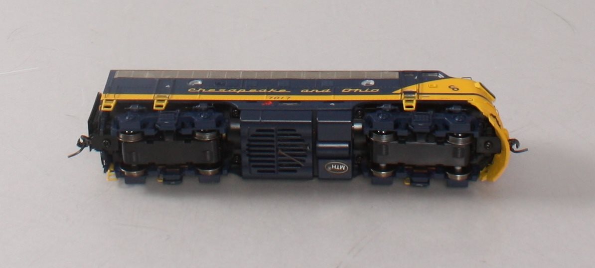 MTH 80-2109-0 HO Scale Chesapeake & Ohio F-7 A Unit (DCC Ready) #7017