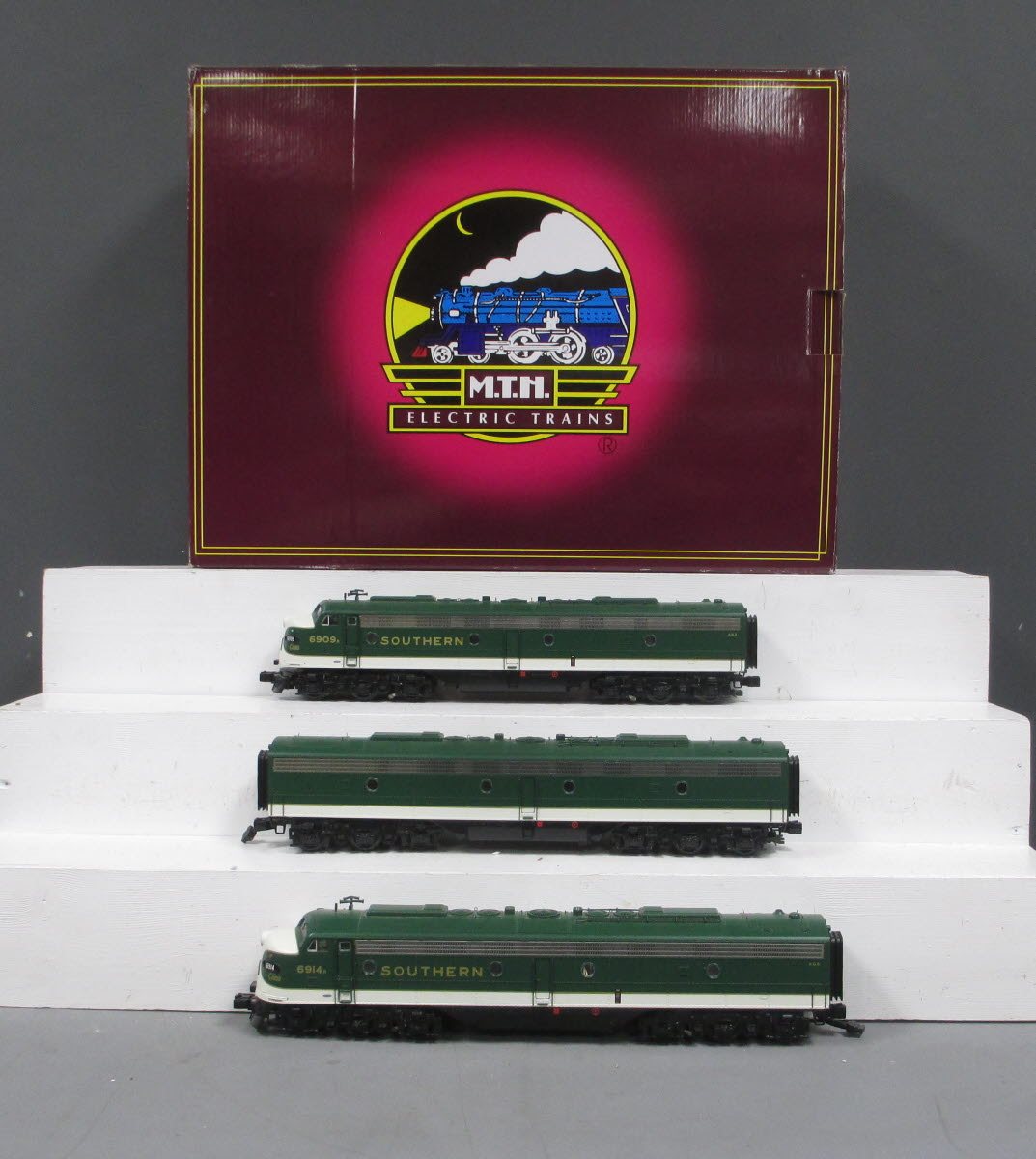 MTH 20-20051-1 Southern E-8 ABA Diesel Engine Set w/PS 2.0 #6909R /6914R
