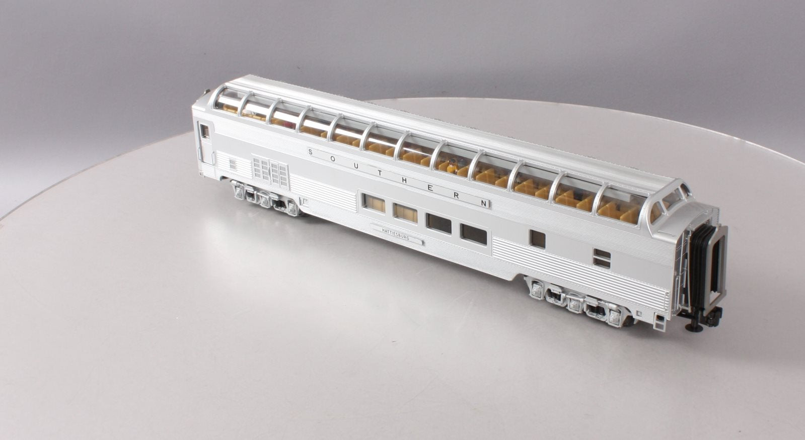 MTH 20-67194 Southern 70' Full Length Vista Dome Passenger Car