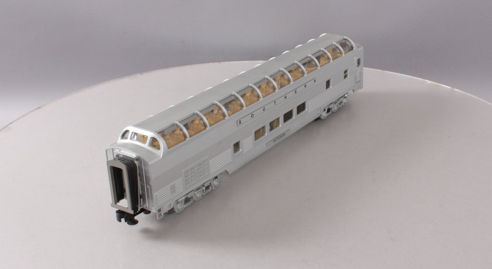 MTH 20-67194 Southern 70' Full Length Vista Dome Passenger Car