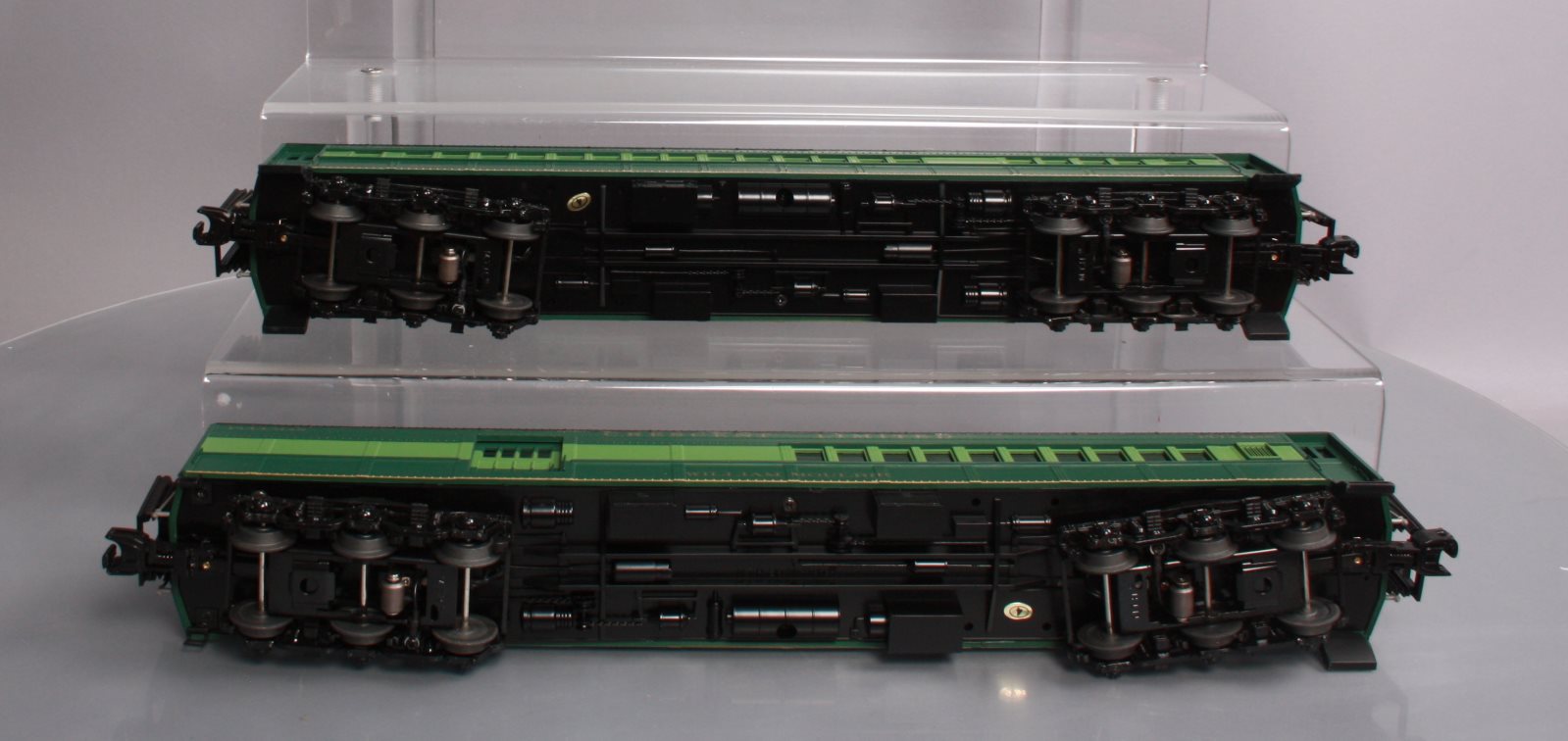 MTH 20-4177 Southern 70' Madison Combine/Diner Passenger Set