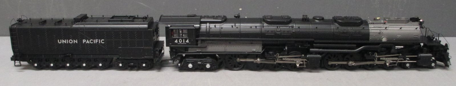 MTH 20-3714-1 O Union Pacific 4-8-8-4 Big Boy Steam Locomotive #4014