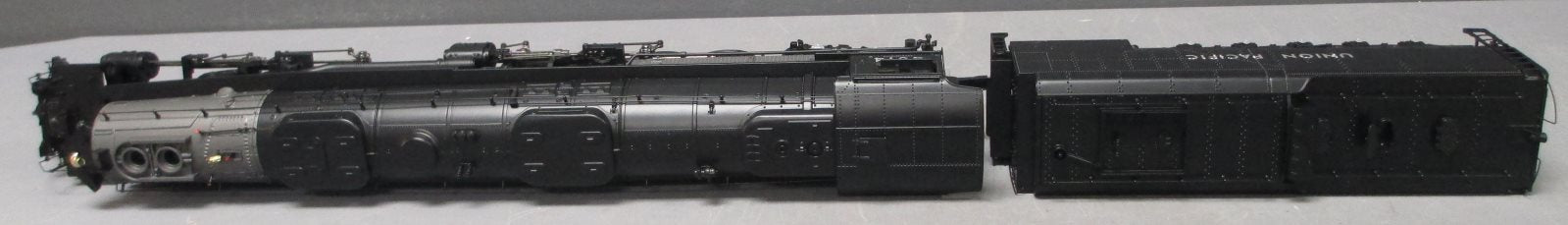 MTH 20-3714-1 O Union Pacific 4-8-8-4 Big Boy Steam Locomotive #4014