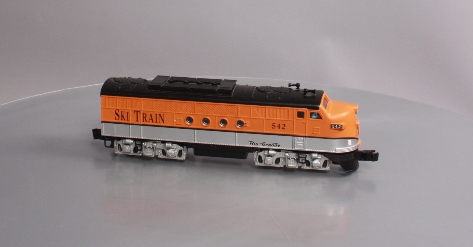 Lionel 6-38216 O Gauge Rio Grande Ski-Train Non-Powered FT Diesel #542