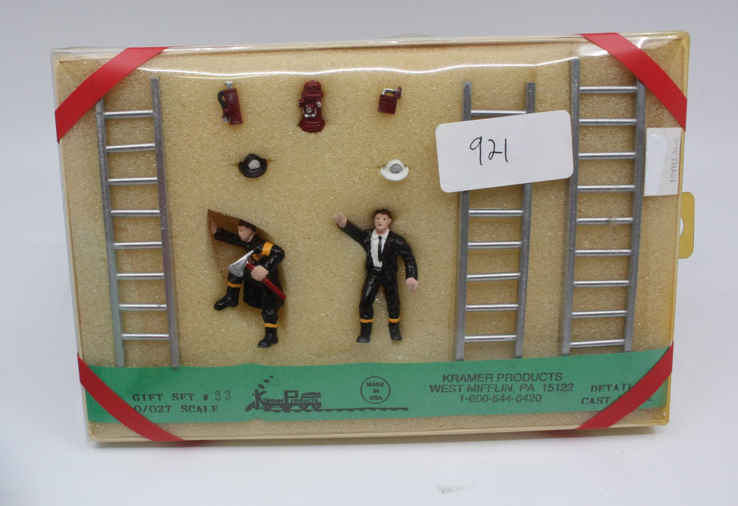 Kramer 33 O Gift Set Fire Fighter Rescue Figures and Accessories (Set of 10)