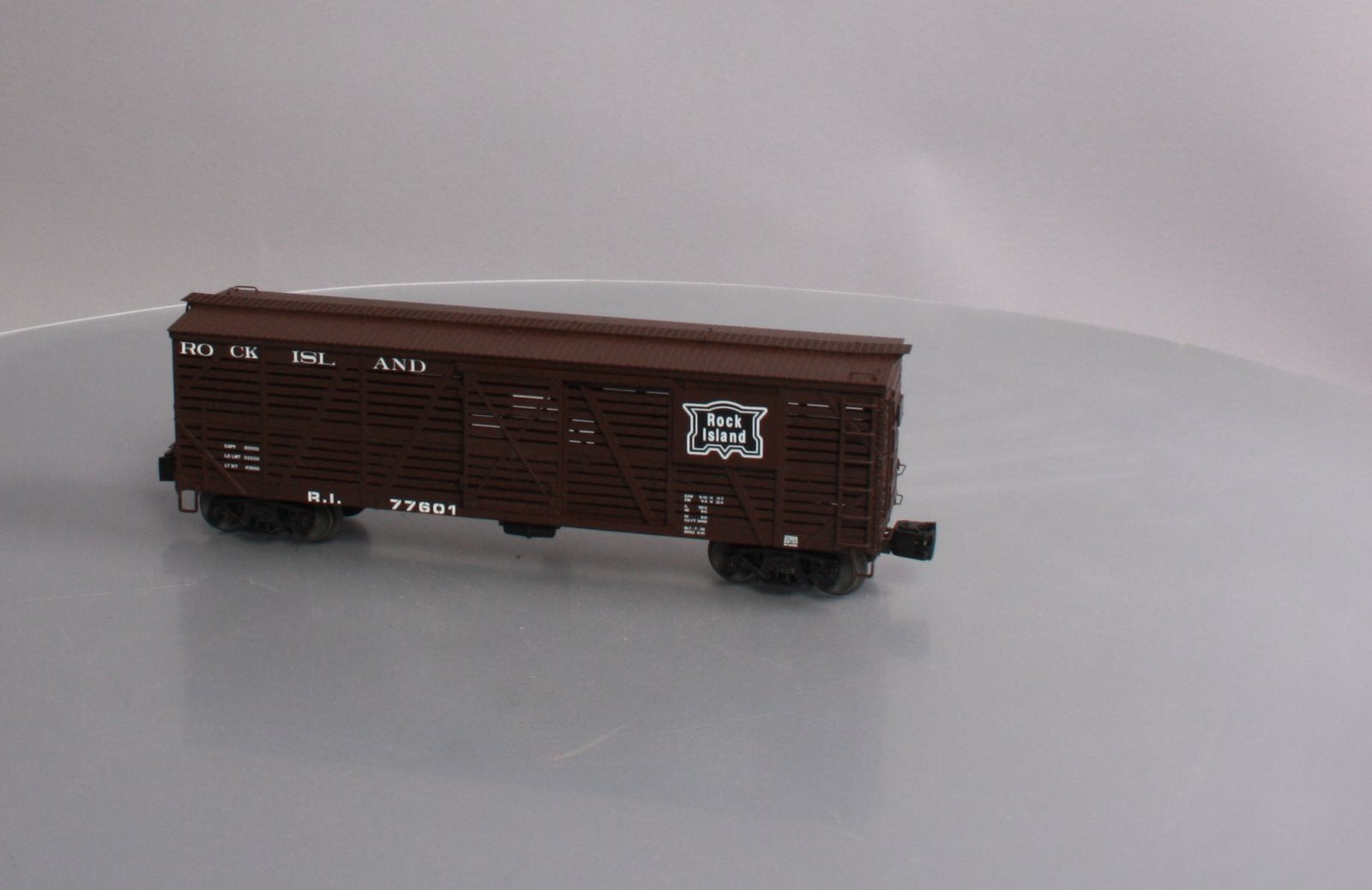Lionel 6-27884 O Gauge Rock Island ACF 40-Ton Stock Car #77601 with Cows