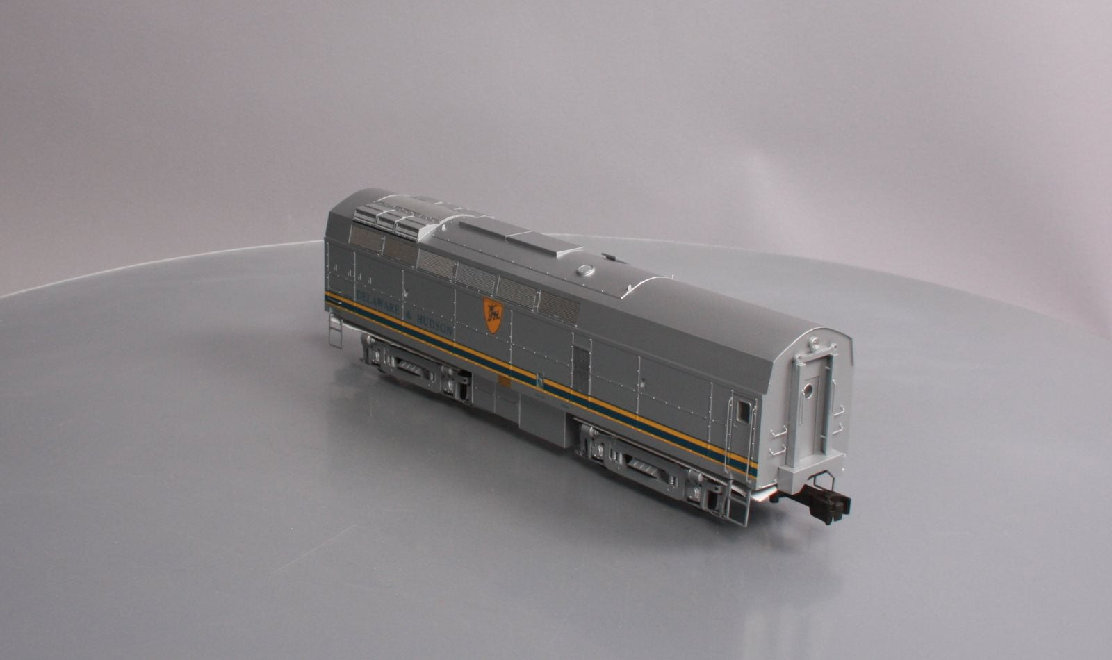 Lionel 6-38562 O D&H RF-16 Sharknose Non-powered Diesel B-Unit #1216-B