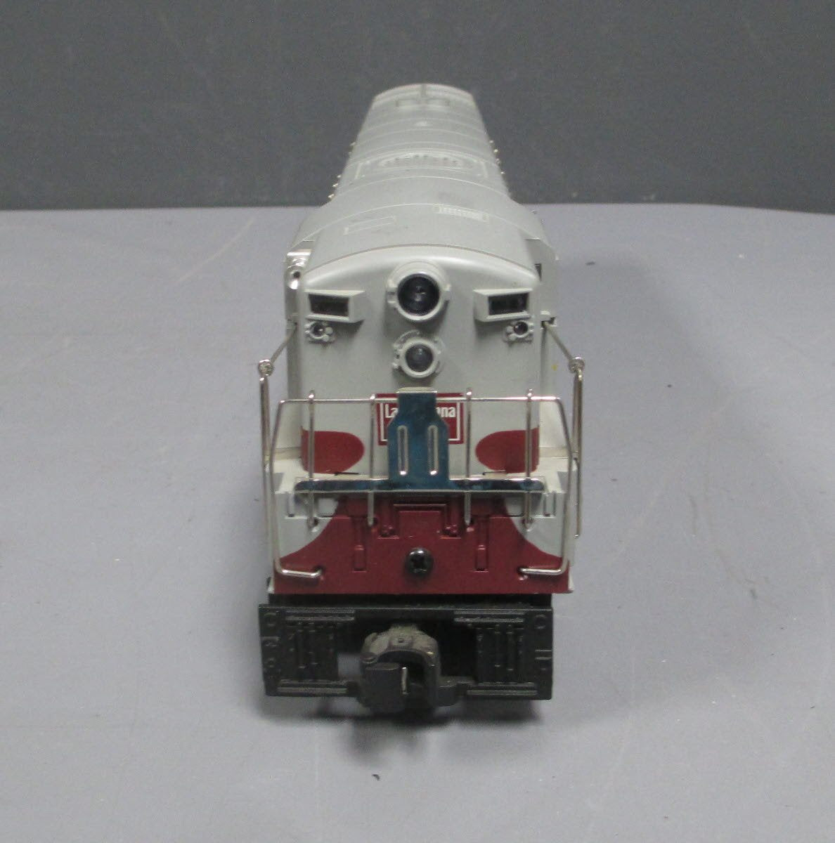 Lionel 6-31776 O Gauge 2219W FM Thunderbird Diesel Freight Train Set