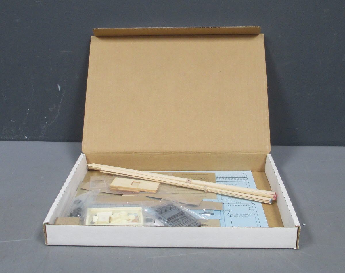 FOS Scale Limited 20 HO Scale Red Bird Taxi & Auto Repair