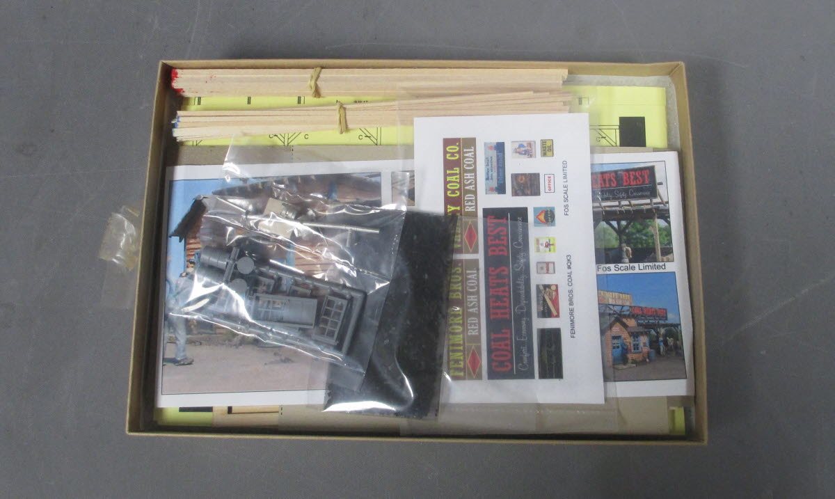 FOS Scale Limited QK3 HO Scale Fenimore Bros. Coal Craftsman Kit