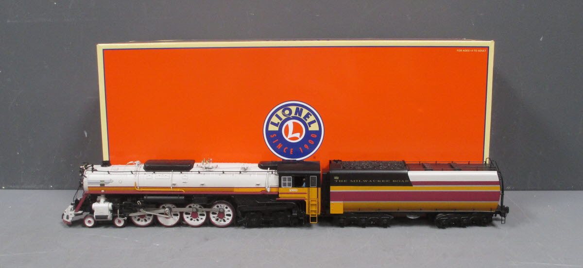 Lionel 6-84067 O MILW Hiawatha S-3 Steam Locomotive/LCS w/Bluetooth #260