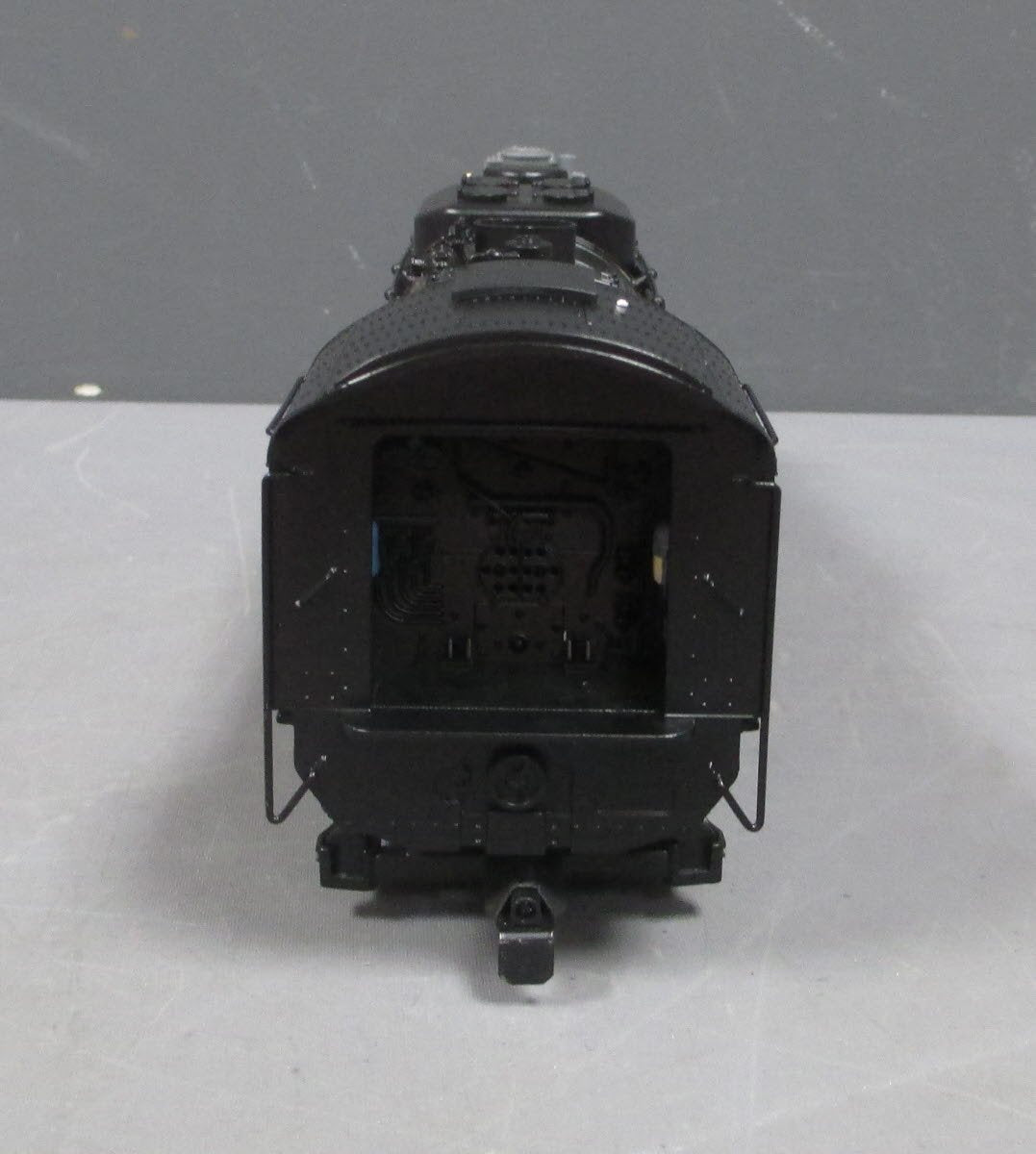 Lionel 6-84692 O Richmond, Fredericksburg and Potomac 4-8-4 Steam Loco #572