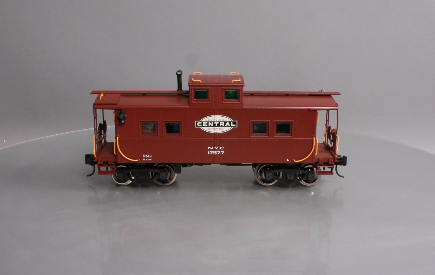 USA Trains R12166 G NYC Center-Cupola Steel Caboose with Lights #17577