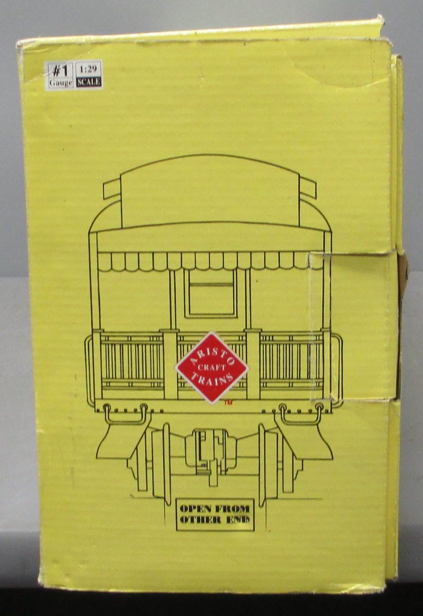 Aristo-Craft 31317 C&NW Heavyweight Coach Car