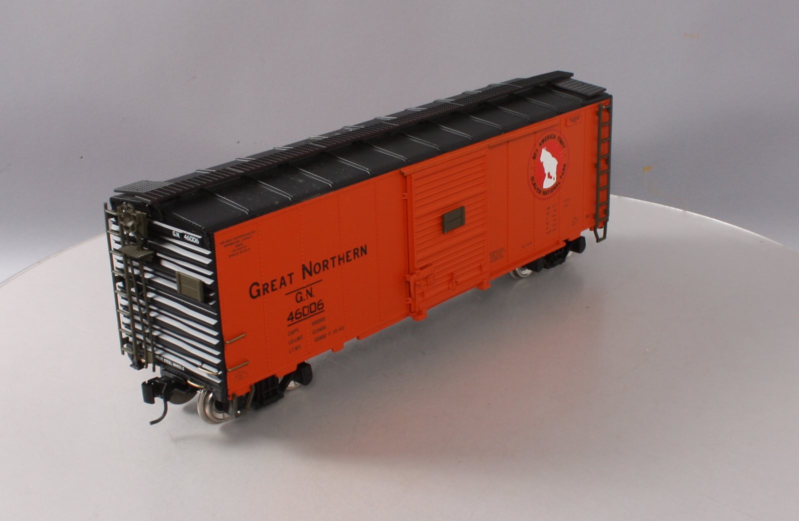 Aristo-Craft 46006 Great Northern Boxcar W/ Metal Wheels
