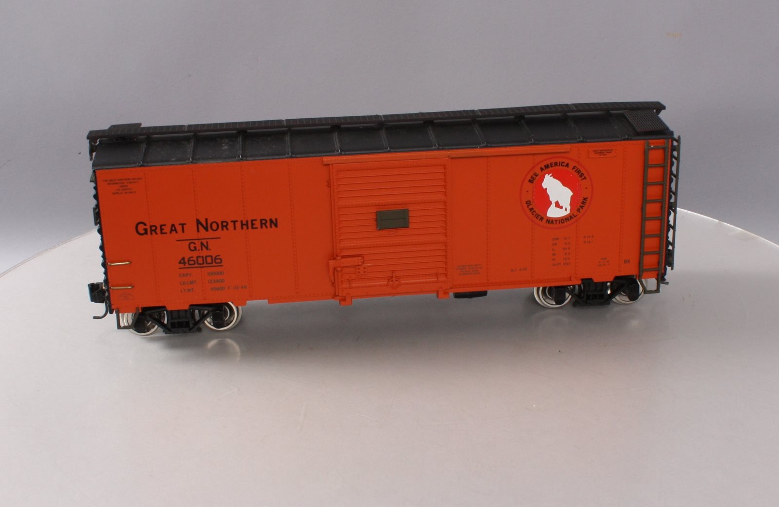 Aristo-Craft 46006 Great Northern Boxcar W/ Metal Wheels