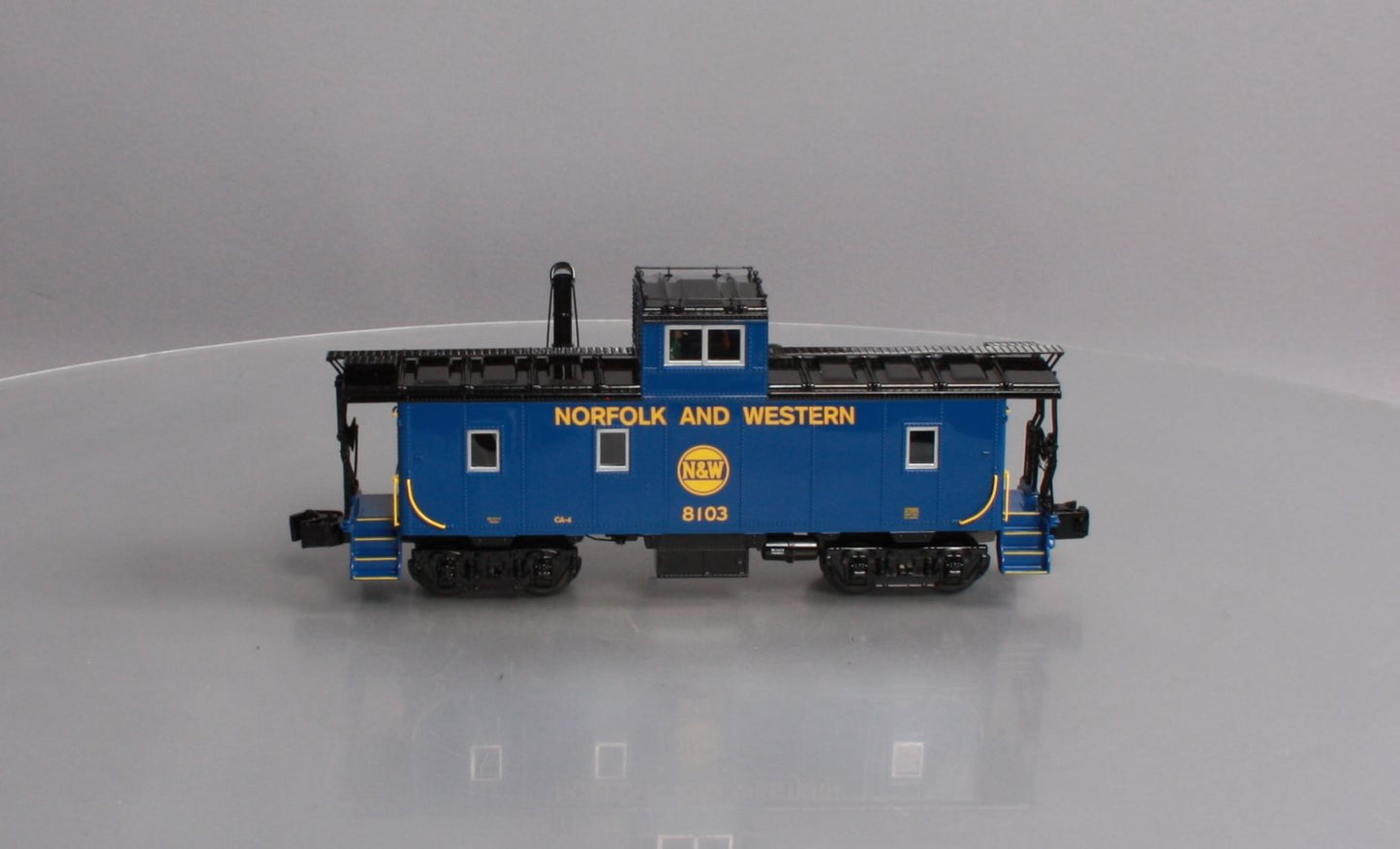 Lionel 6-27692 O Gauge Norfolk & Western NS Heritage CA-4 Caboose #8103
