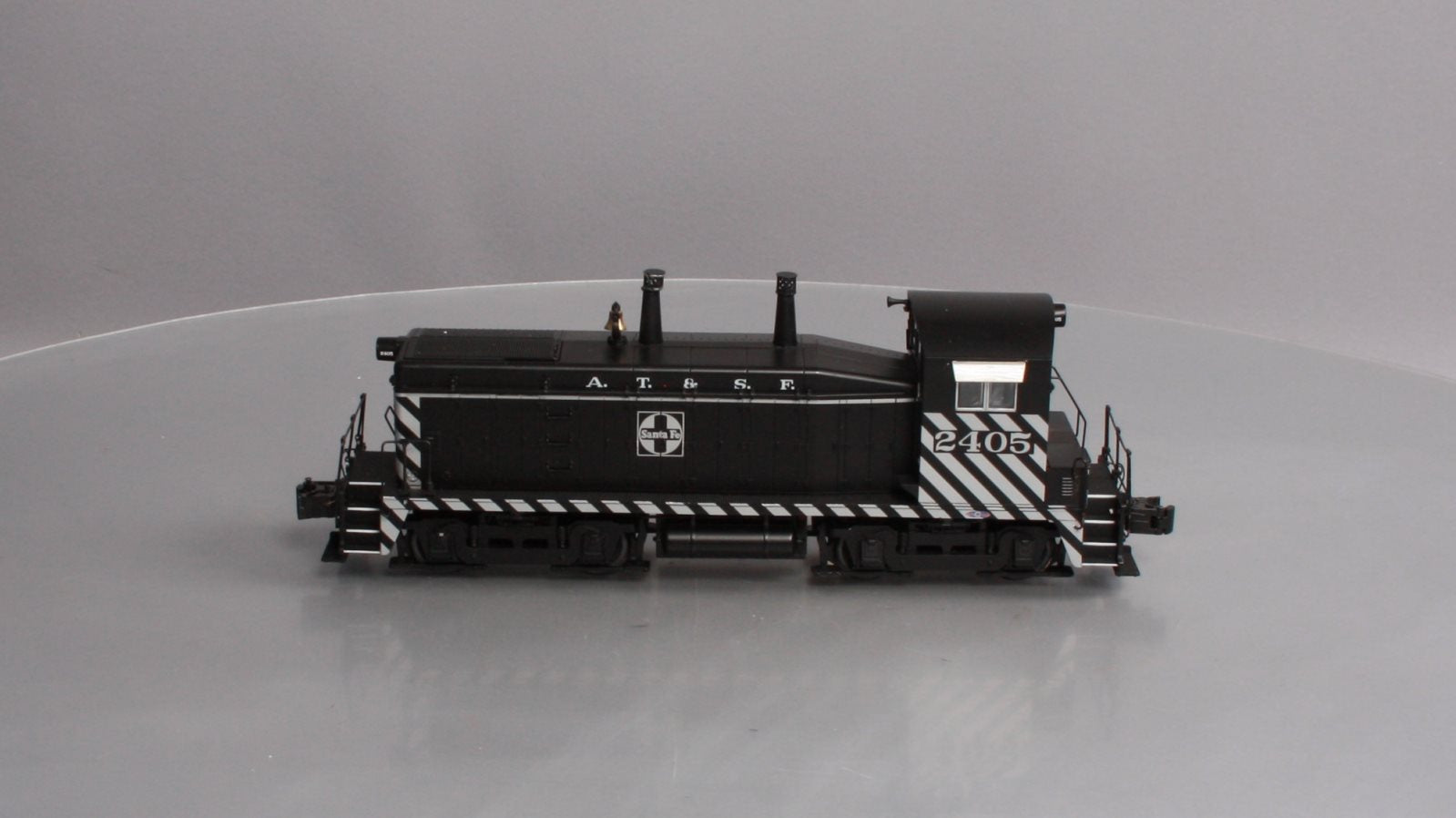 Lionel 6-83382 O Gauge Santa Fe NW2 Diesel Engine #2405 with LEGACY