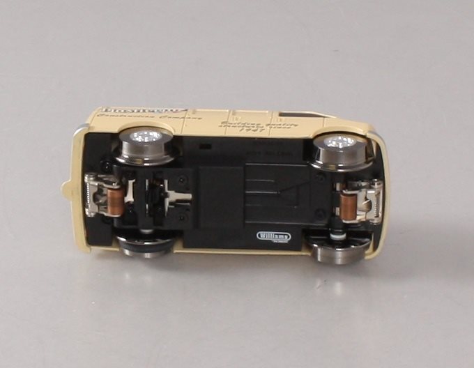 Williams 42722 O E-Z Street Plasticville Construction Company Motorized Van