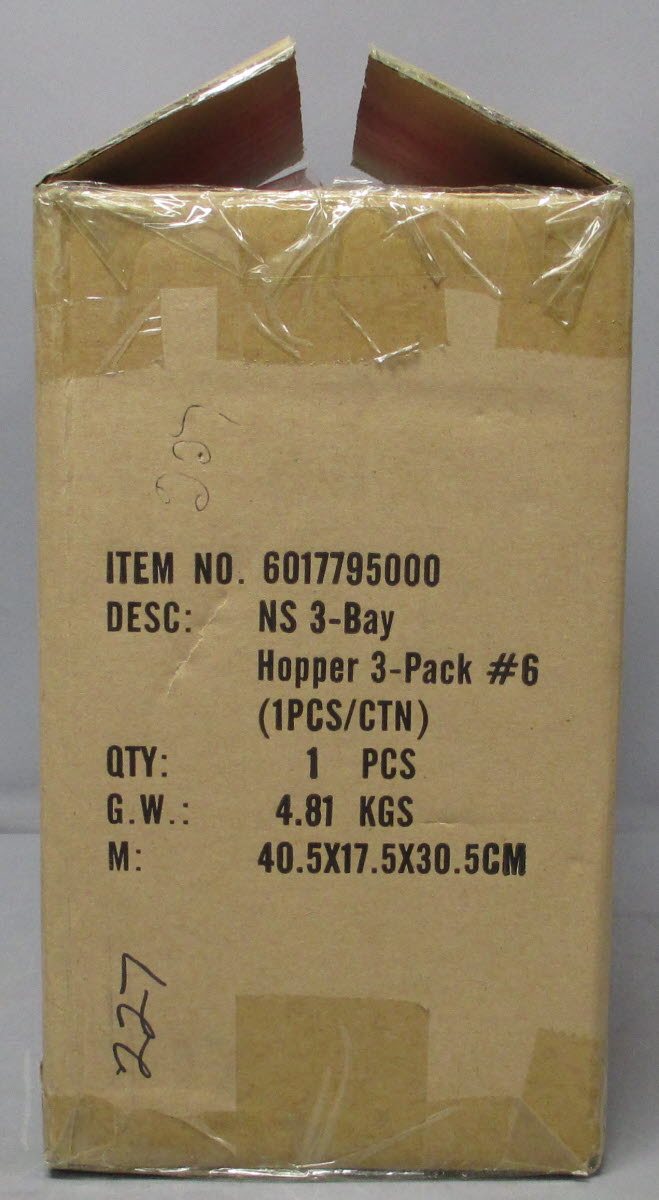 Lionel 6-17795 O NS Heritage CR/LV/CG Open 3-Bay Hopper (3-Pack)