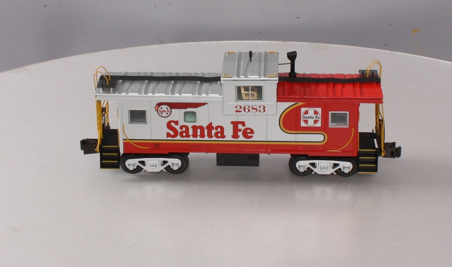 Lionel 6-27634 O Gauge Santa Fe Warbonnet Extended Vision Caboose #2683