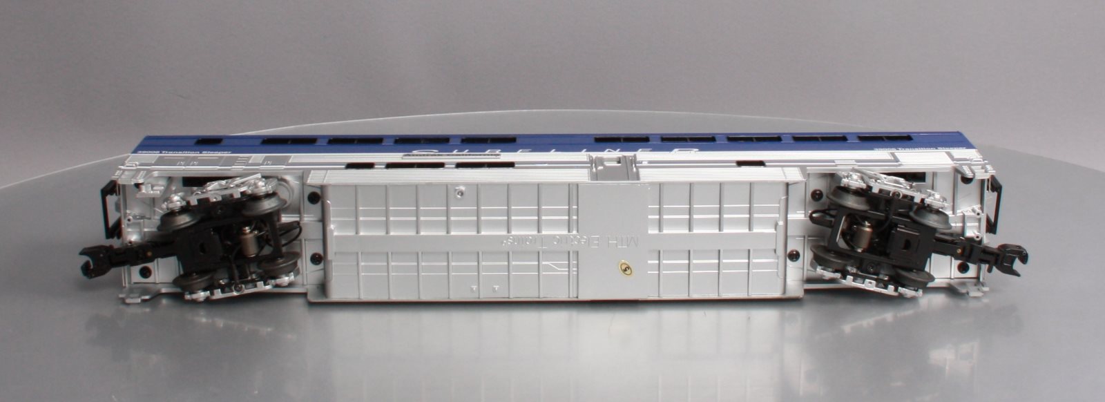MTH 20-68231 O SuperLiner Transitional Sleeper,Amtrak/Surfliner
