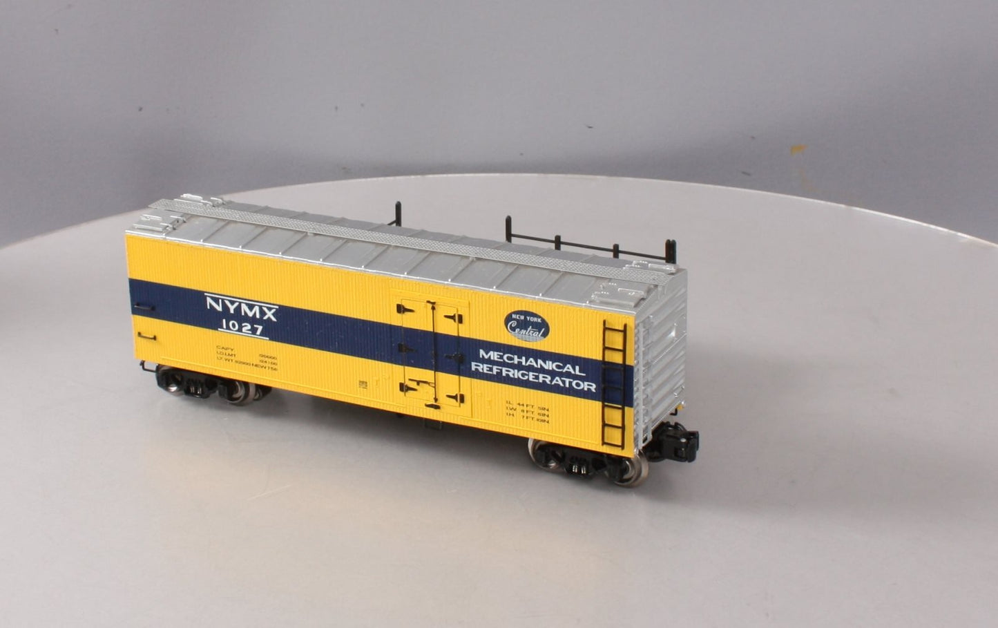Lionel 6-36839 O NYC Operating Milk Car w/Platform