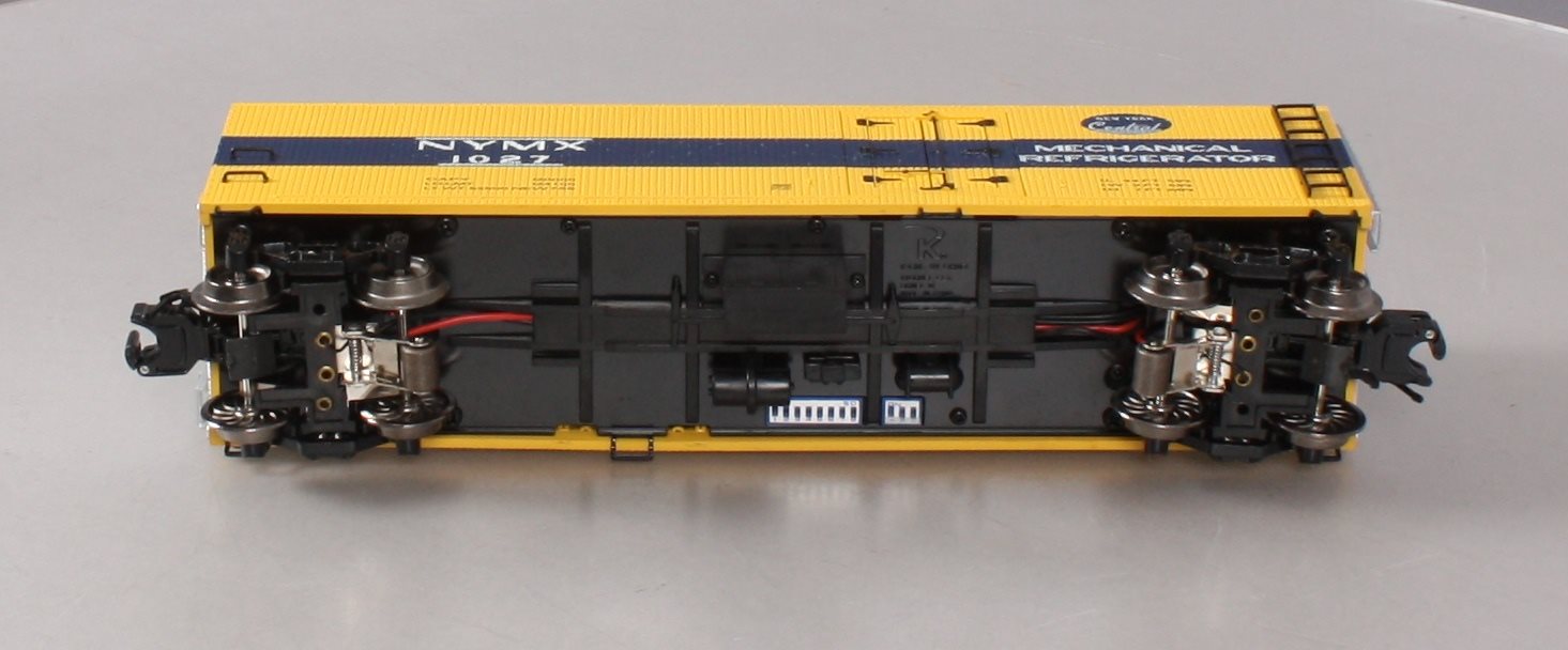 Lionel 6-36839 O NYC Operating Milk Car w/Platform